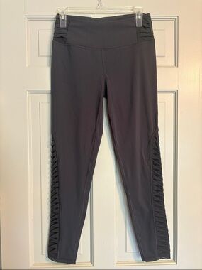 Victoria Sport M Total Knockout Gray Legging with Sheer Ruching